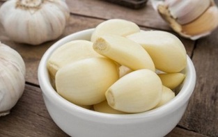 removing parasites from the body using garlic